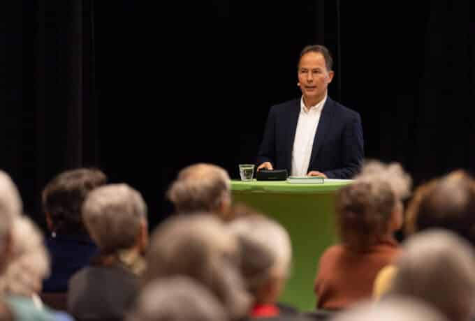 'Pak de regie en onderzoek de mogelijkheden' - lezing Peter Gooijer 6