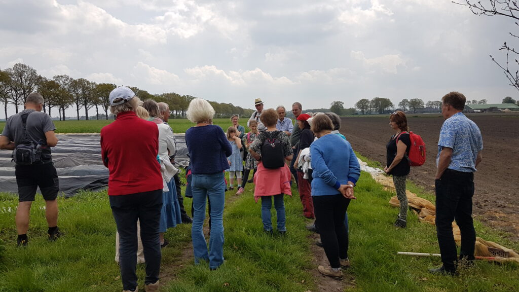 Rondleiding op biologisch-dynamische boerderij: ‘Natuurlijk telen levert het beste voedsel op’ 8