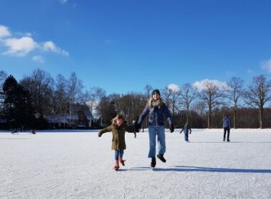 Oogarts komt met dringend advies: 'Stuur kinderen naar buiten' 11