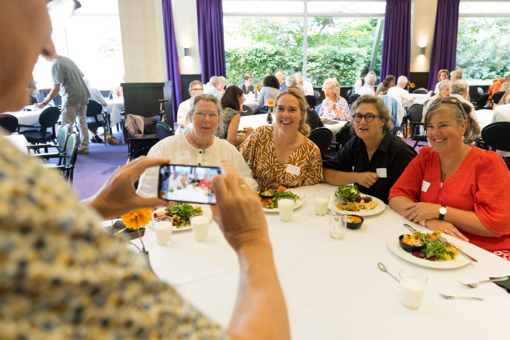 Sfeerverslag van de ledendag in Vianen in beelden 69 Sfeerverslag van de ledendag in Vianen in beelden 69