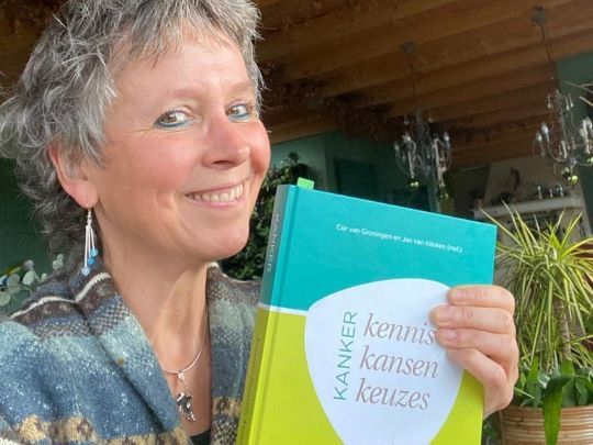 Herverbinding - Rineke Dijkinga recenseert MMV-boek over kanker 3