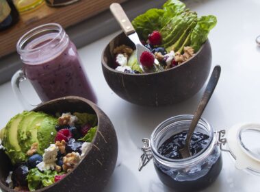 Salade met avocado, frambozen en vlierbessencompote 5